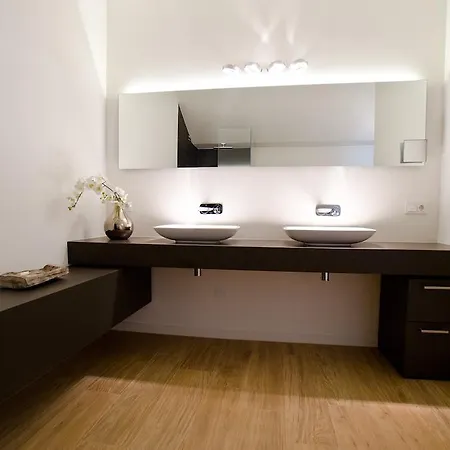 Apartment Innova Housing *